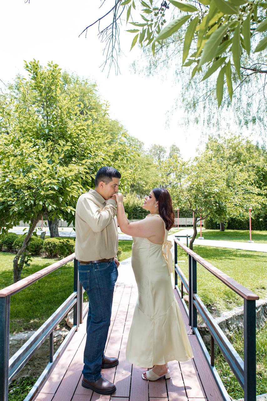 Elena y Miguel